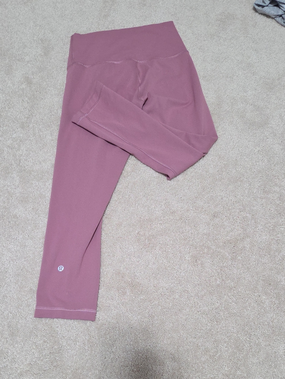 Lululemon Wunder Train Sz 6